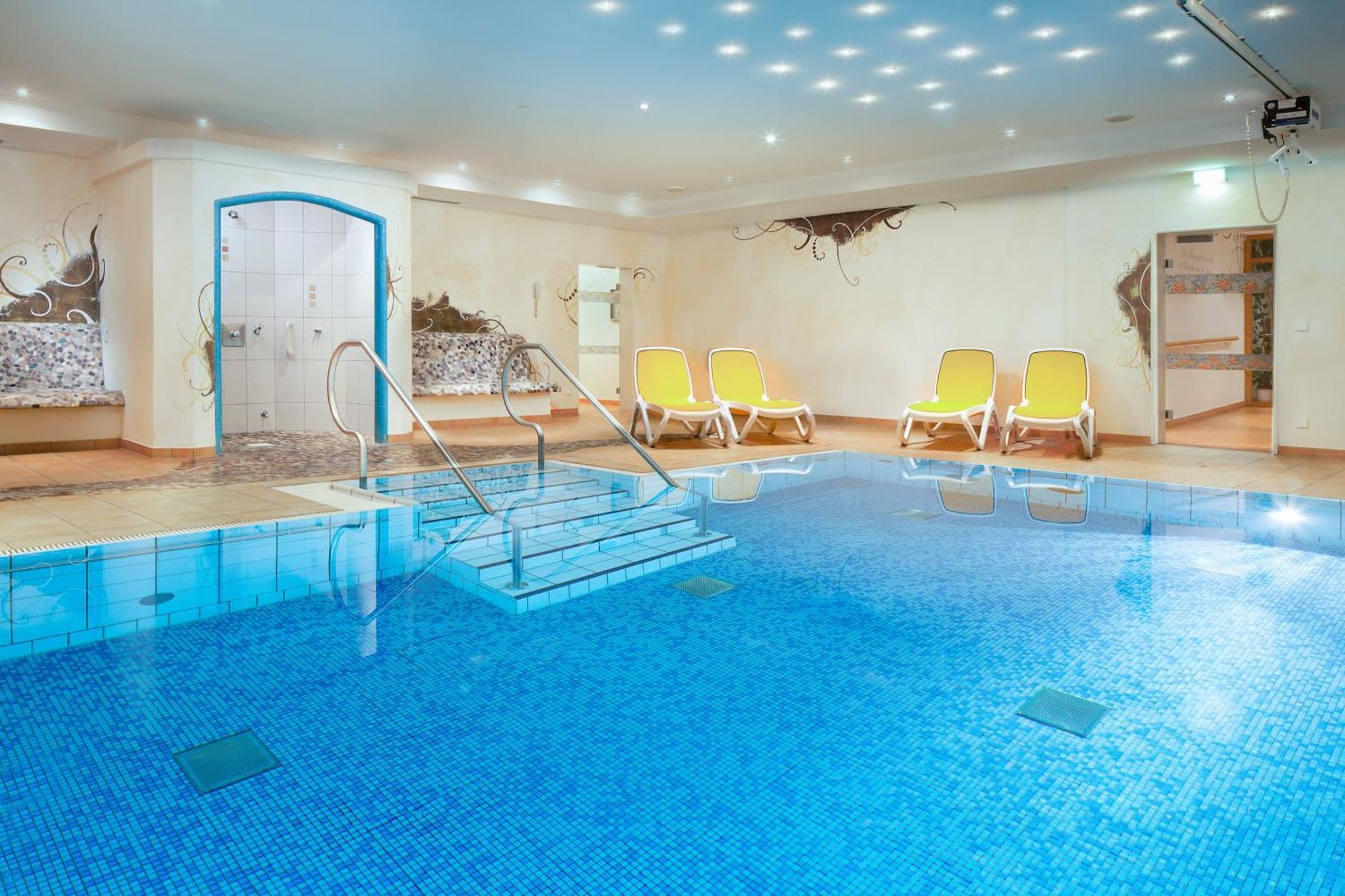 "Ferienwohnung Ess" - Annehmlichkeiten Von 4-Sterne Familien-Und Wellnesshotel Viktoria Koennen Mitbenutzt Werden オーベルストドルフ エクステリア 写真