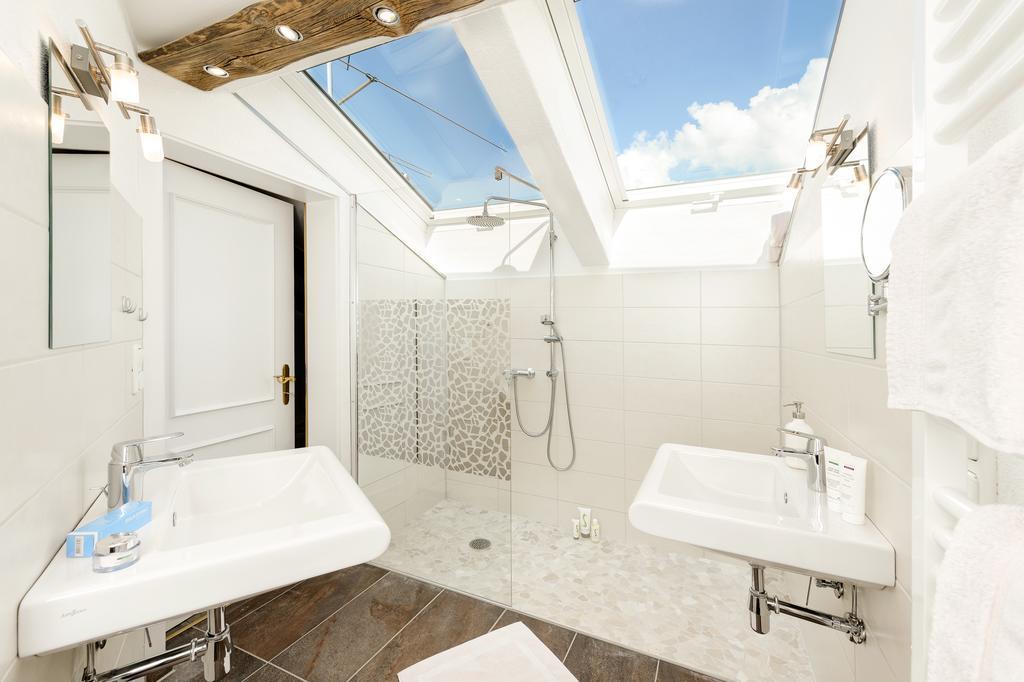 "Ferienwohnung Ess" - Annehmlichkeiten Von 4-Sterne Familien-Und Wellnesshotel Viktoria Koennen Mitbenutzt Werden オーベルストドルフ エクステリア 写真
